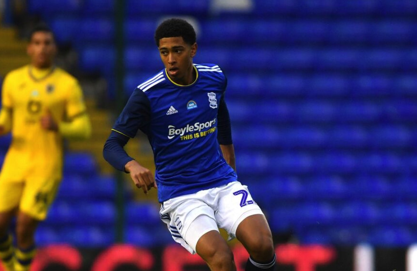 塞尔吉尼奥：莱奥必须面向球门；希望恩昆库能尽快融入（塞尔吉尼奥：莱奥该直指球门，盼恩昆库迅速融入球队）