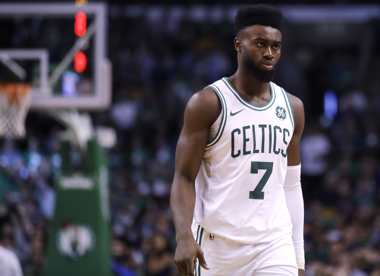 热那亚vs国米首发：劳塔罗、巴雷拉先发，图拉姆替补（热那亚对阵国米首发出炉：劳塔罗、巴雷拉先发，图拉姆替补待命）