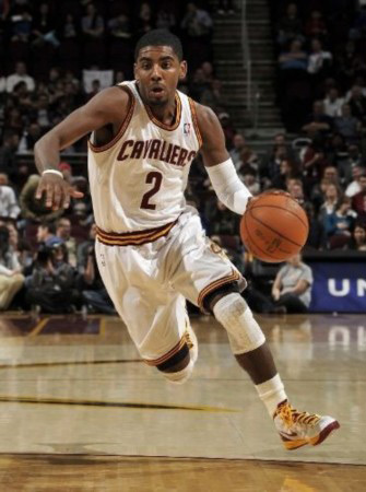 诺伊尔送礼+凯恩隐身！阿森纳3-1拜仁揭秘：欧冠5连胜靠的真是玄学？（诺伊尔失误送礼+凯恩迷失！阿森纳3-1拜仁背后：欧冠五连胜真靠玄学？）