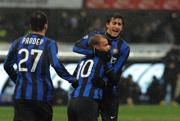 尤文官方：弗朗西斯科-孔塞桑当选队内10月最佳球员（尤文官宣：弗朗西斯科-孔塞桑荣膺球队十月最佳）