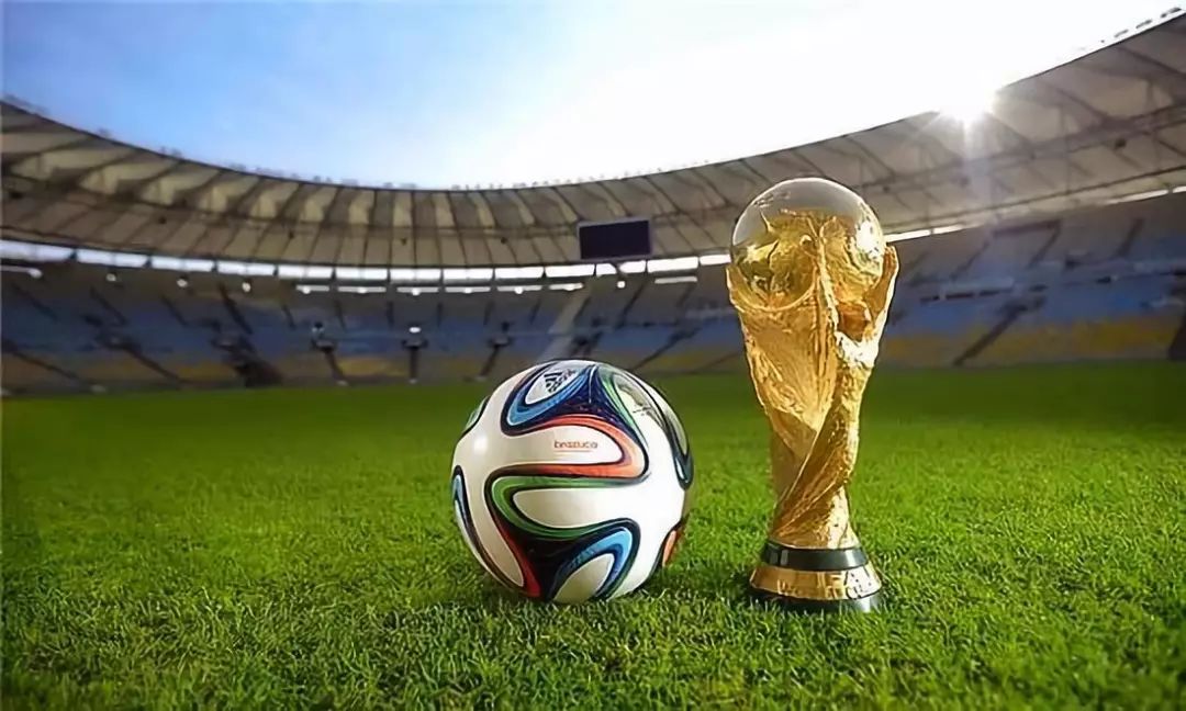 马术三项赛的荣耀，离不开人马之间的默契共生。广东队骑手们与战马的故事，成为赛场外最动人的篇章。（人马同心成就三项赛荣光：广东骑手与战马的动人故事）