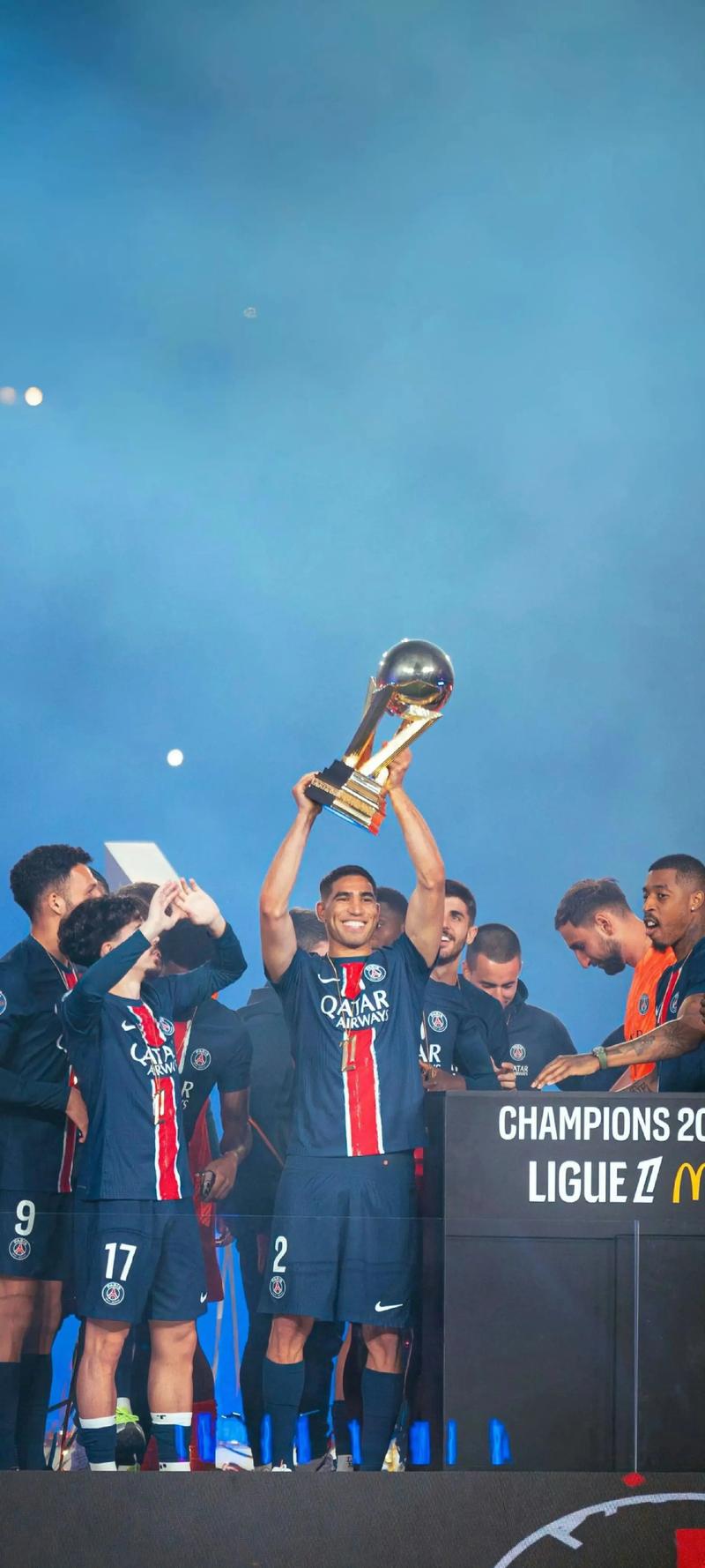 早报：学费交多少算够啊（早报：学费该交多少才合适？）