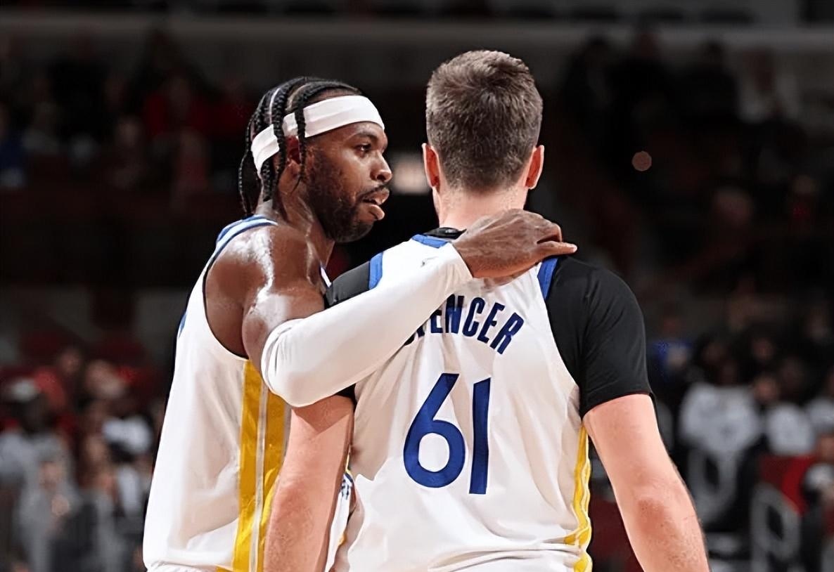 国米后卫邓弗里斯伤情不明复出无期，更换经纪人引转会猜测（国米后卫邓弗里斯伤势未明复出遥遥无期，换经纪人再起转会传闻）