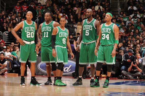 德佬：那不勒斯比去年更强；我喜欢意大利诺这样的教练（德佬：如今的那不勒斯更强，我欣赏意大利诺风格的主帅）