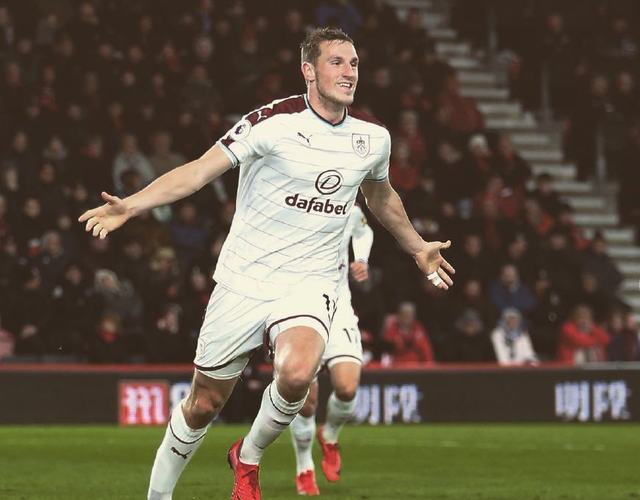 利物浦欧冠小组／联赛阶段主场13连胜，近25场只输1场（红军主场强势：欧冠小组赛+联赛豪取13连胜，近25战仅一败）