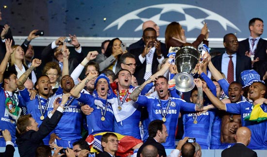 荷兰vs立陶宛：范戴克、德利赫特、哈维-西蒙斯首发（荷兰对阵立陶宛：范迪克、德里赫特、哈维-西蒙斯领衔首发）