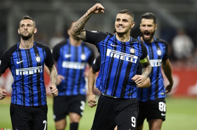 加尔扎的拼劲始终如一：坚韧不拔的精神风貌（不屈精神的化身：加尔扎始终坚定的拼劲）