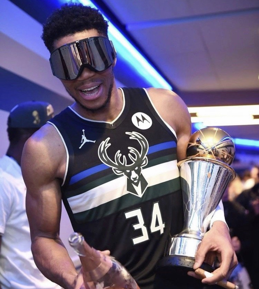 张家齐说跳水转得比过山车还快（张家齐：跳水旋转速度比过山车更快）