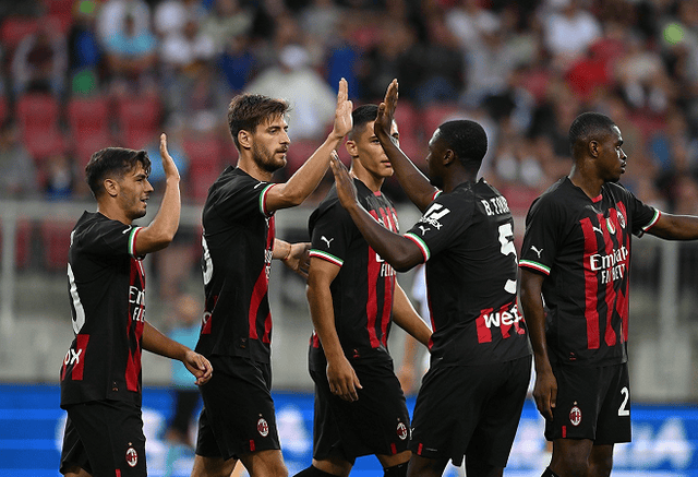 周末与凯塞多的对位？赖斯：我们是不同位置，我对他充满敬意（谈周末对阵凯塞多，赖斯：位置不同，但我非常尊重他）