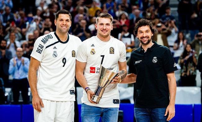 科曼：在我效力过的俱乐部中，特维斯是团队影响力最大的前锋（科曼：我效力过的球队里，特维斯是团队影响力最强的前锋）