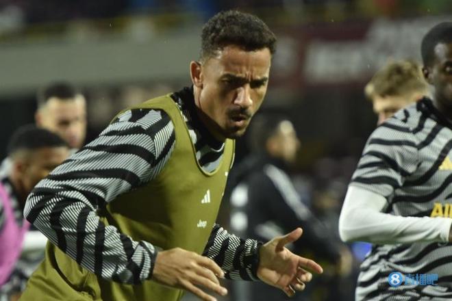 孙兴慜：现在我们需要思考如何更好地准备接下来的世界杯（孙兴慜：我们必须思考如何更好地备战下届世界杯）