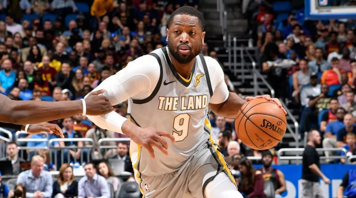 WNBL爆砍28分13板4帽！韩旭发博晒照：嗯哼 小小嘚瑟一下战绩（韩旭WNBL轰下28分13板4帽，社媒晒照打趣：嗯哼，小小得瑟一下战绩）